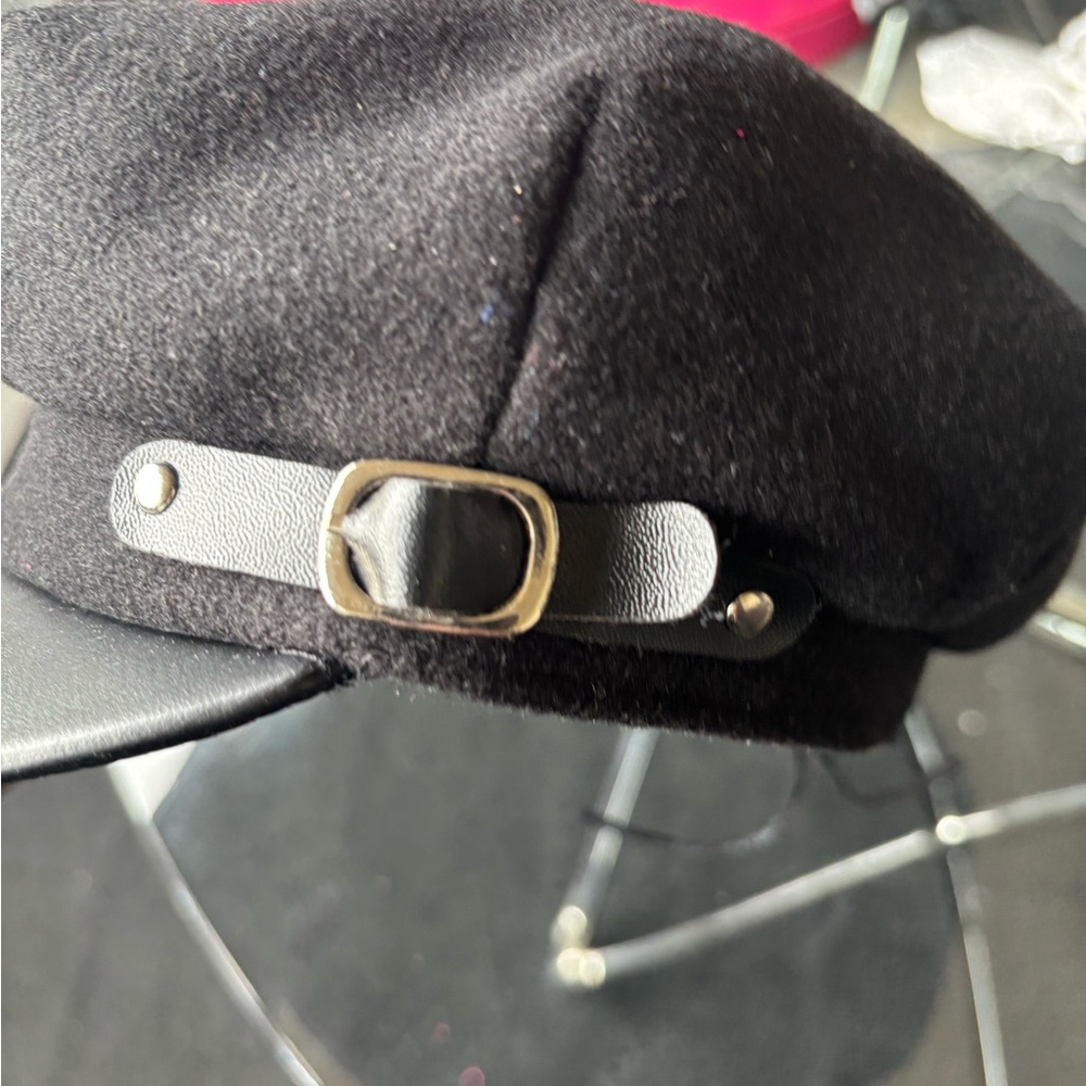 Black Wool Beret with Leather Strap